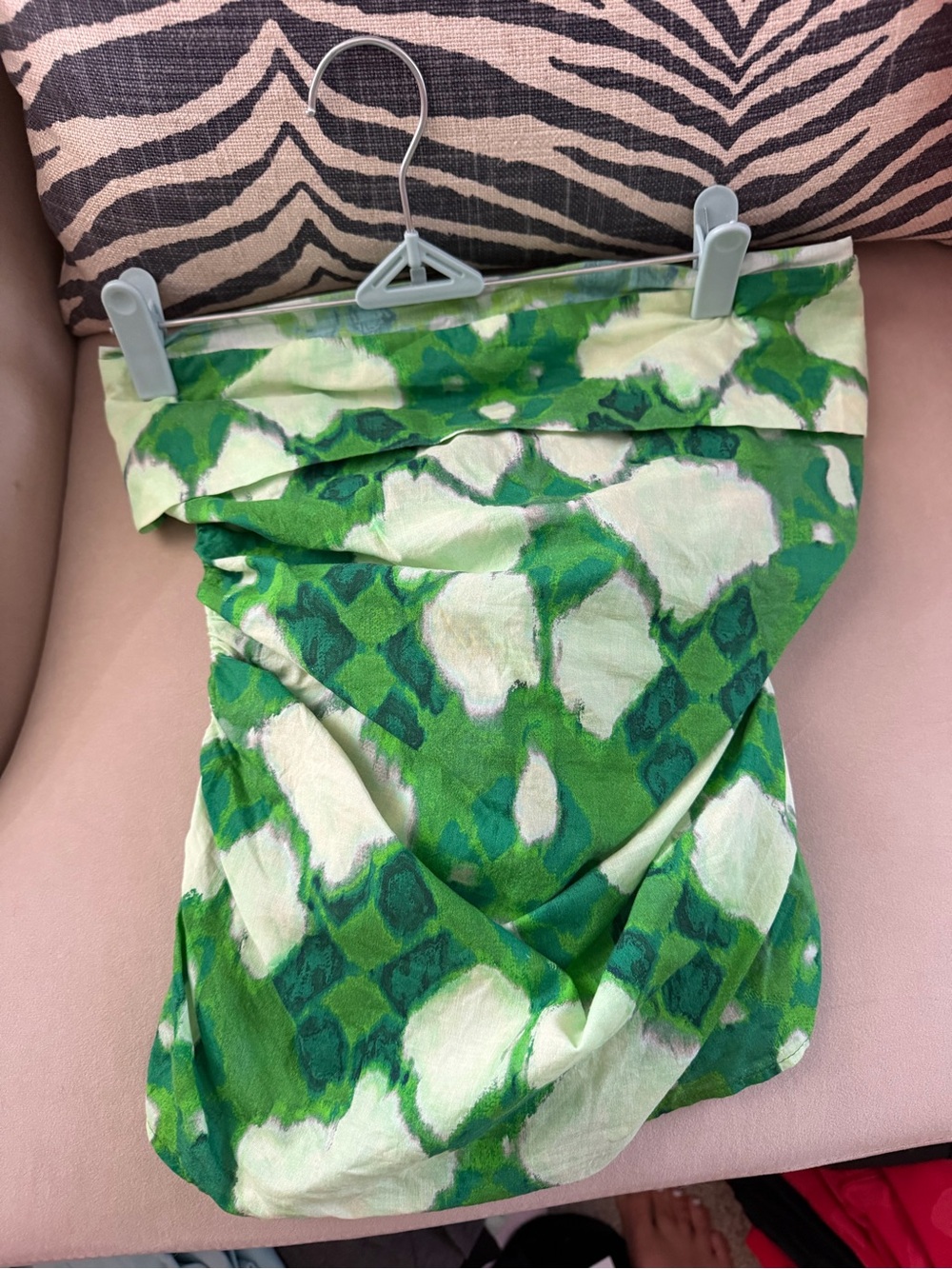 Zara Green and White Strapless Printed Top